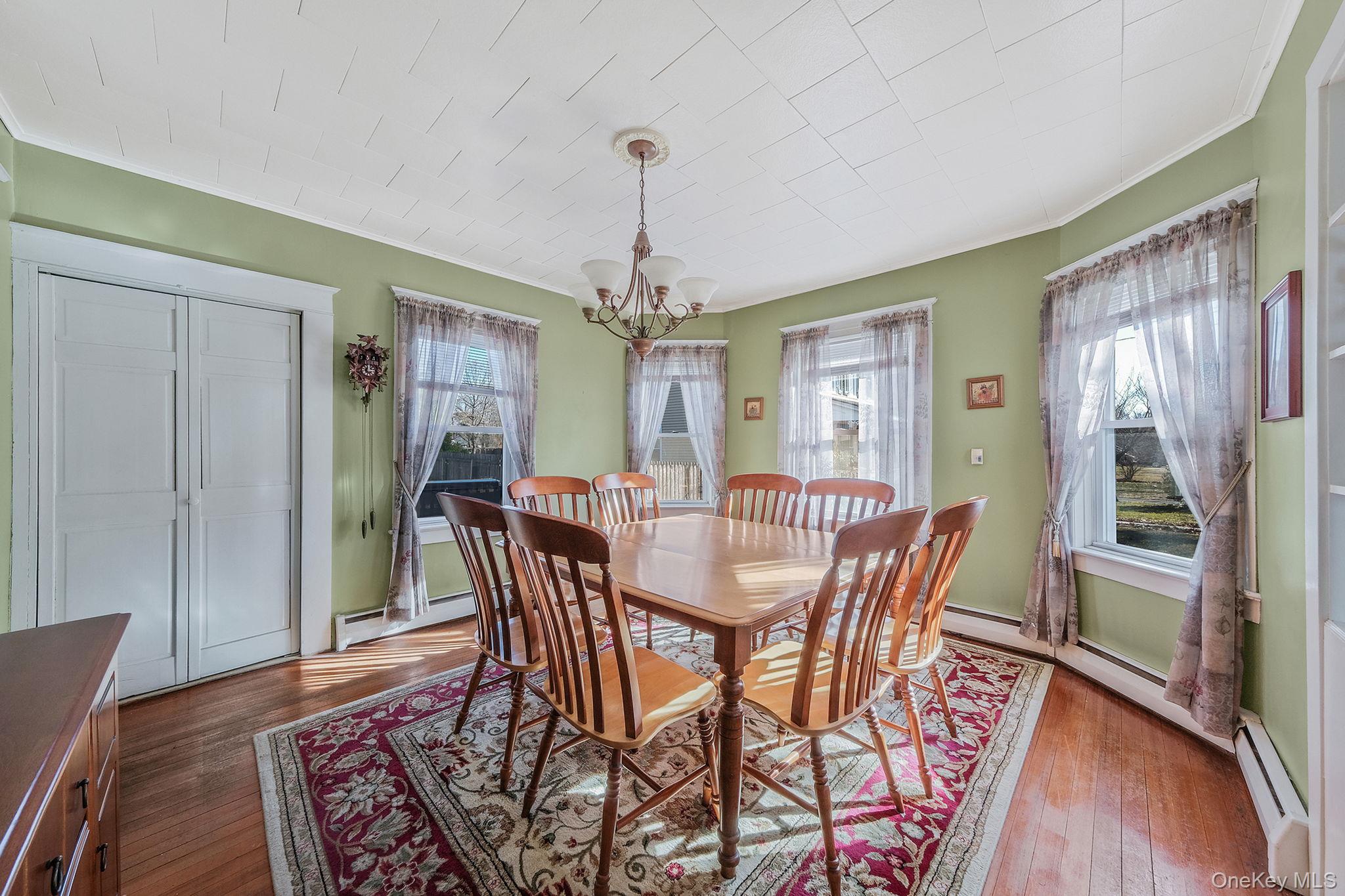 183 West Avenue, Patchogue, NY 11772