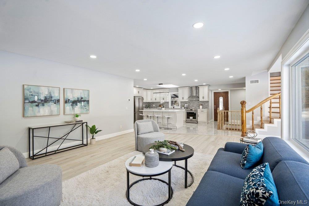 497 Woodbury Road, Cold Spring Harbor, NY 11724