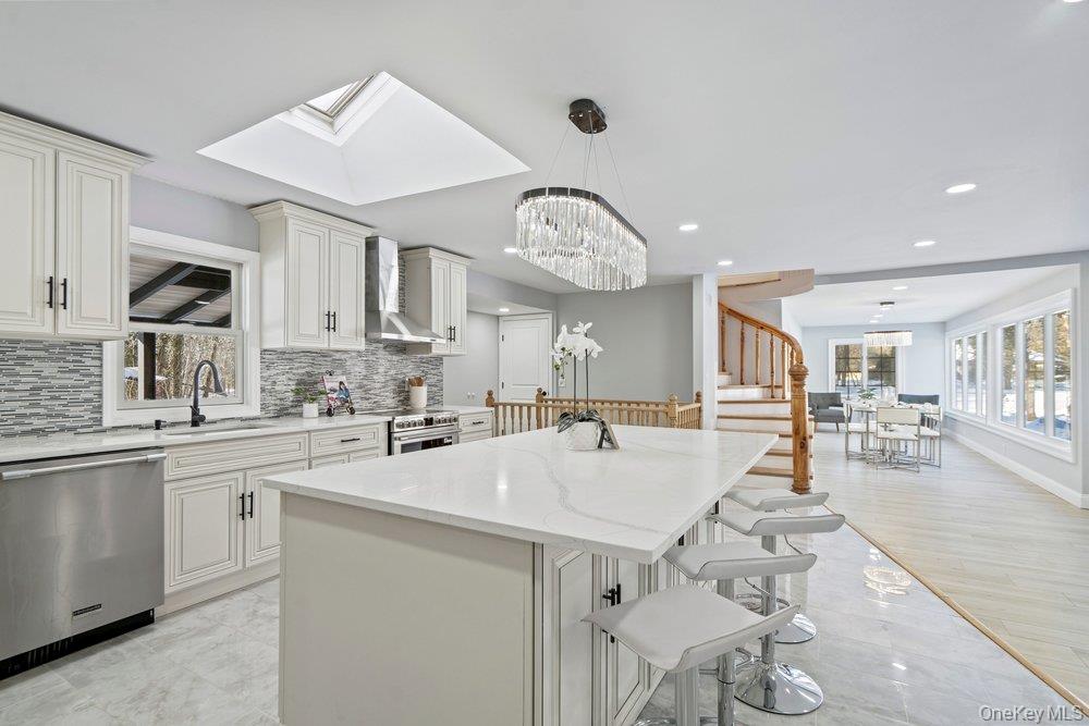 497 Woodbury Road, Cold Spring Harbor, NY 11724