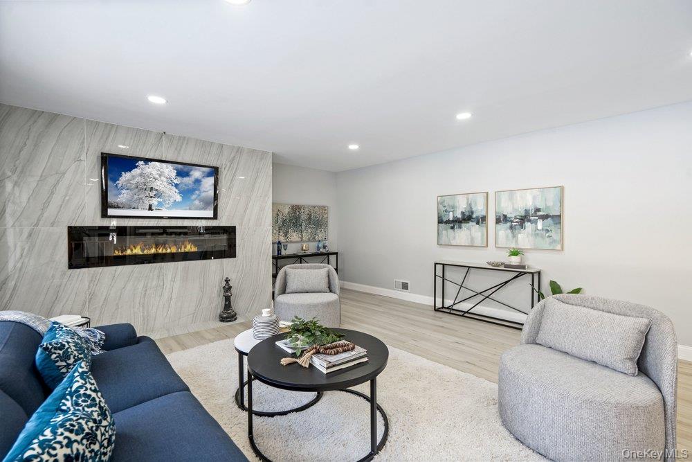 497 Woodbury Road, Cold Spring Harbor, NY 11724