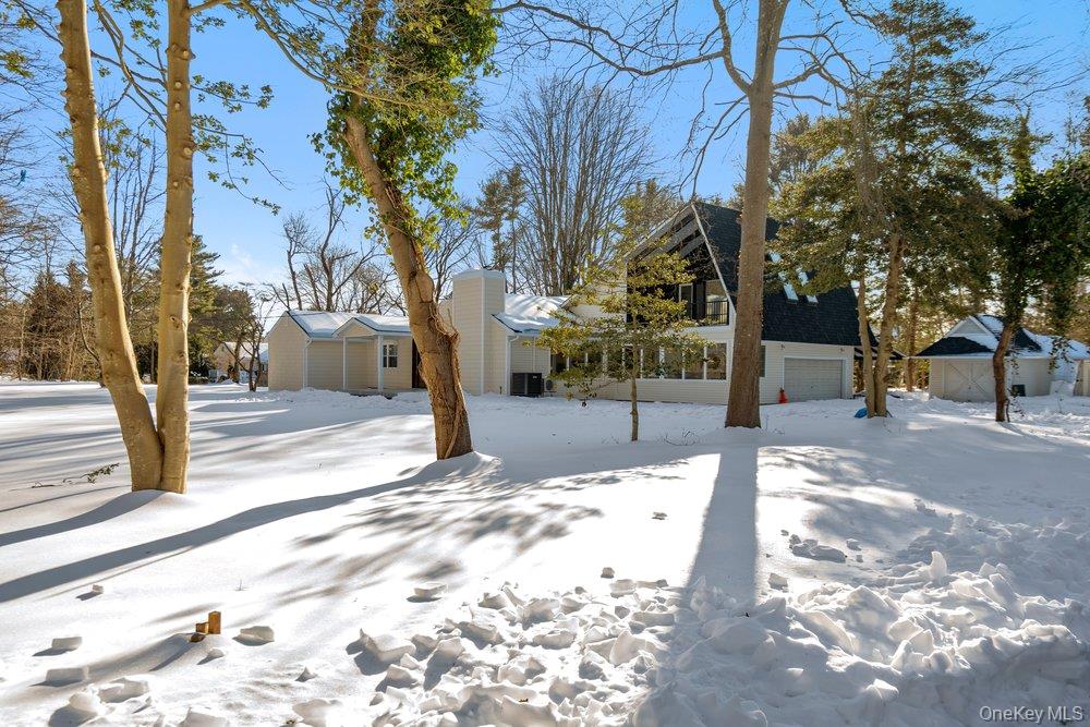 497 Woodbury Road, Cold Spring Harbor, NY 11724