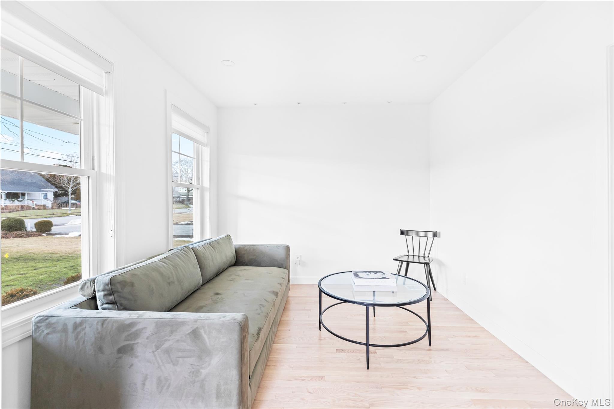 21 N Howells Point Road, Bellport Village, NY 11713