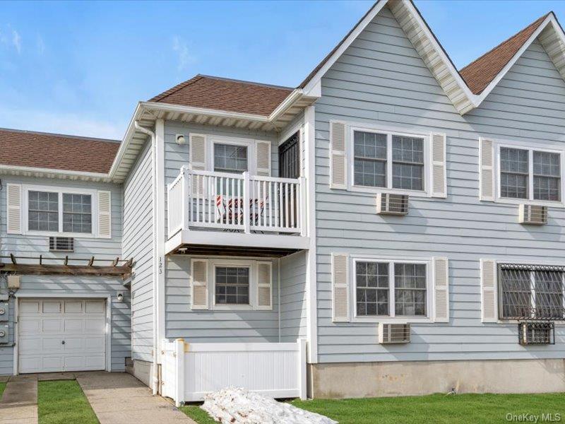 123 Beach 61st Street # 82, Arverne, NY 11692