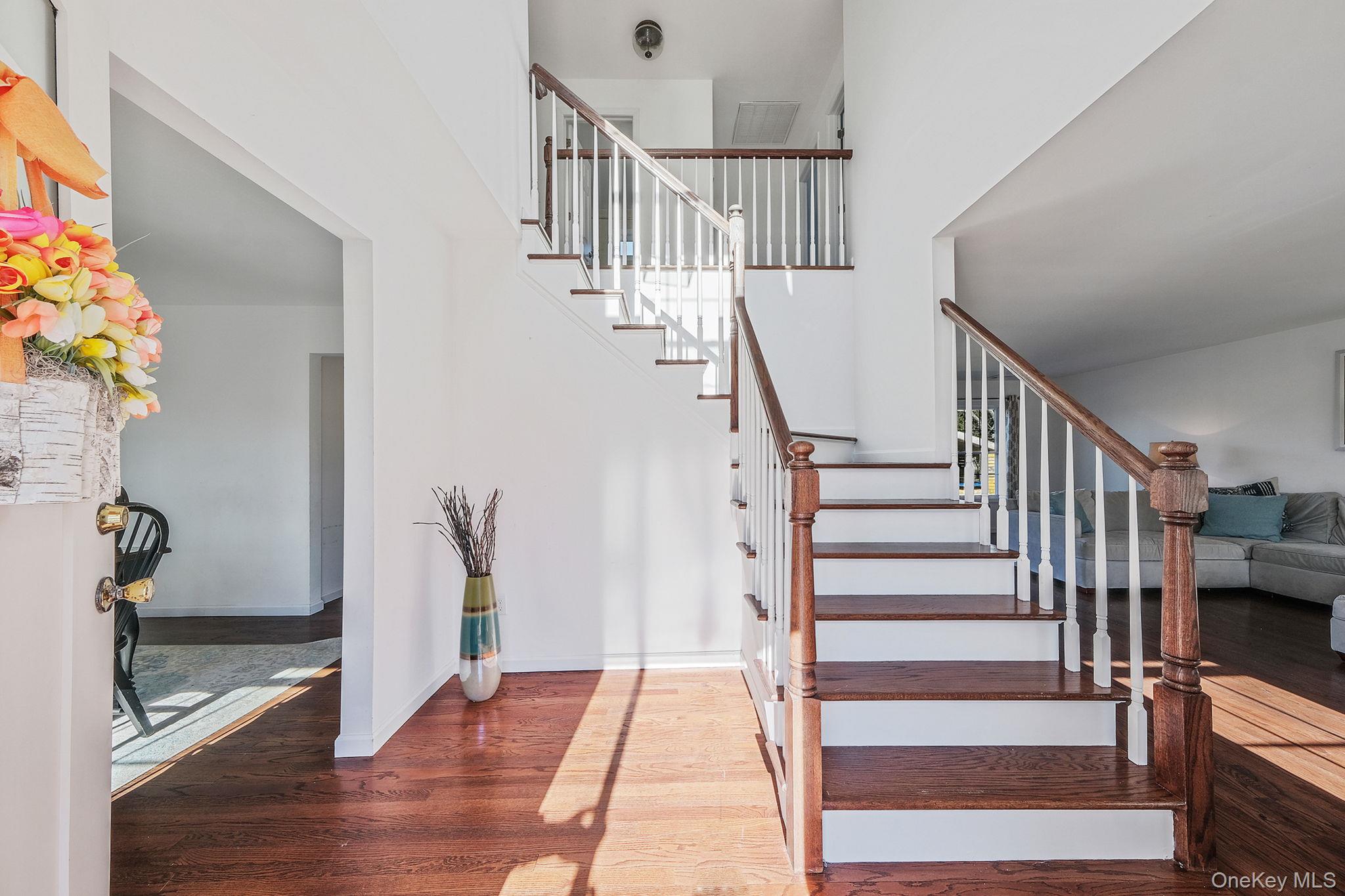 4 Danamarie Lane, East Patchogue, NY 11772