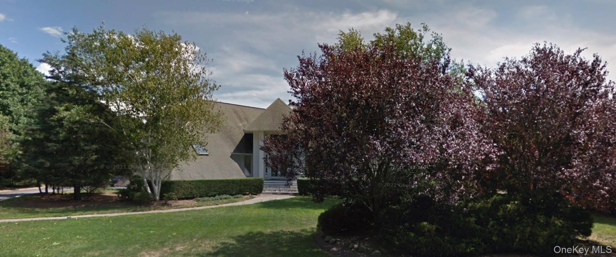 East Patchogue, NY 11772