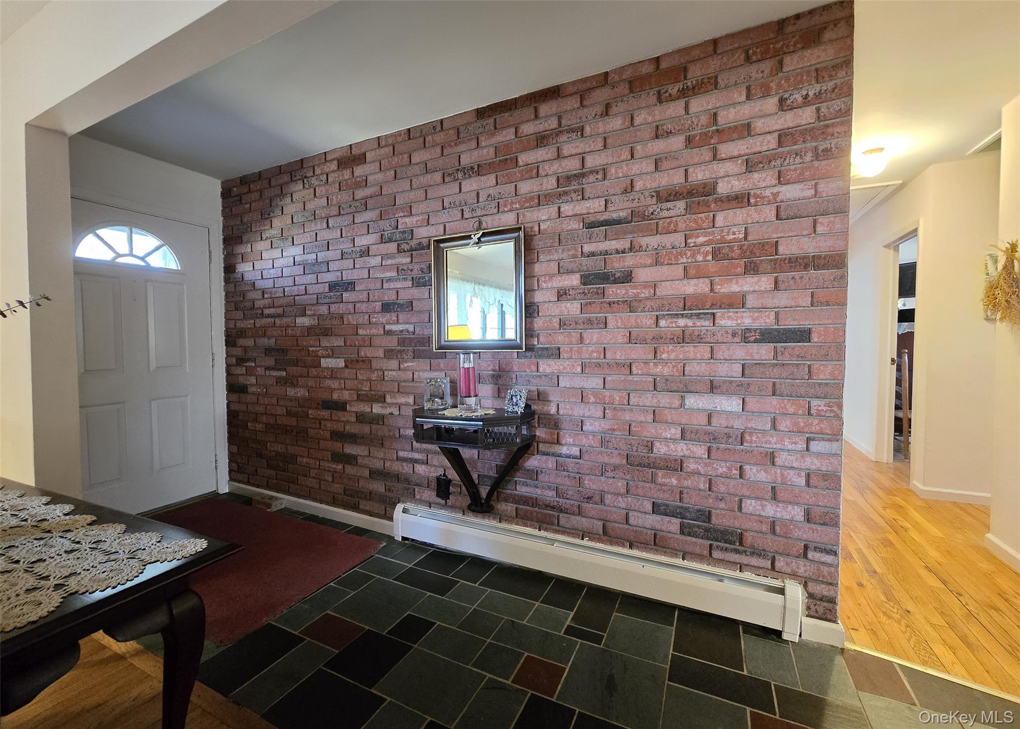 38 Woodbury Road, Farmingville, NY 11738