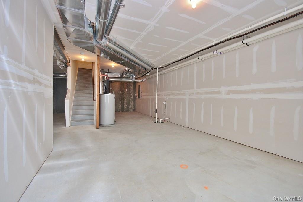 18 Wheeler Court, Carmel, NY 10512