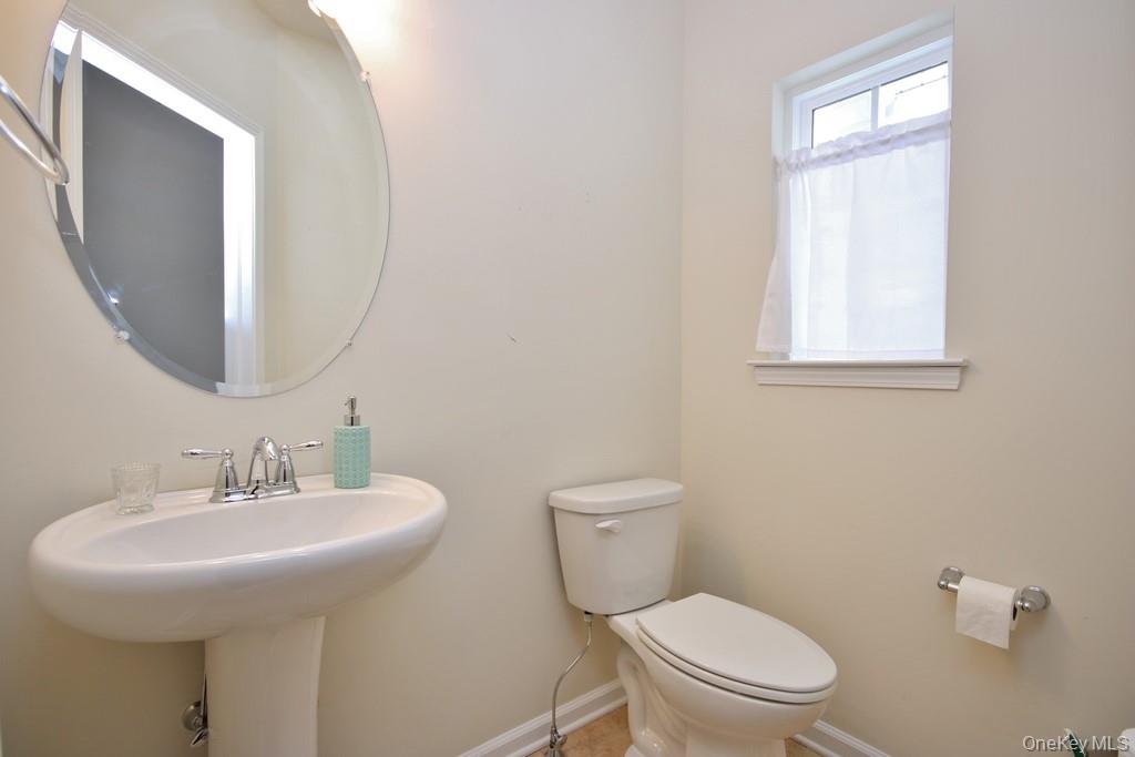 18 Wheeler Court, Carmel, NY 10512