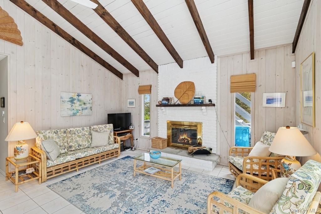 21 Hoppin Avenue, Montauk, NY 11954