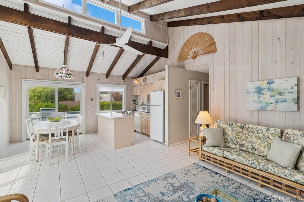 21 Hoppin Avenue, Montauk, NY 11954