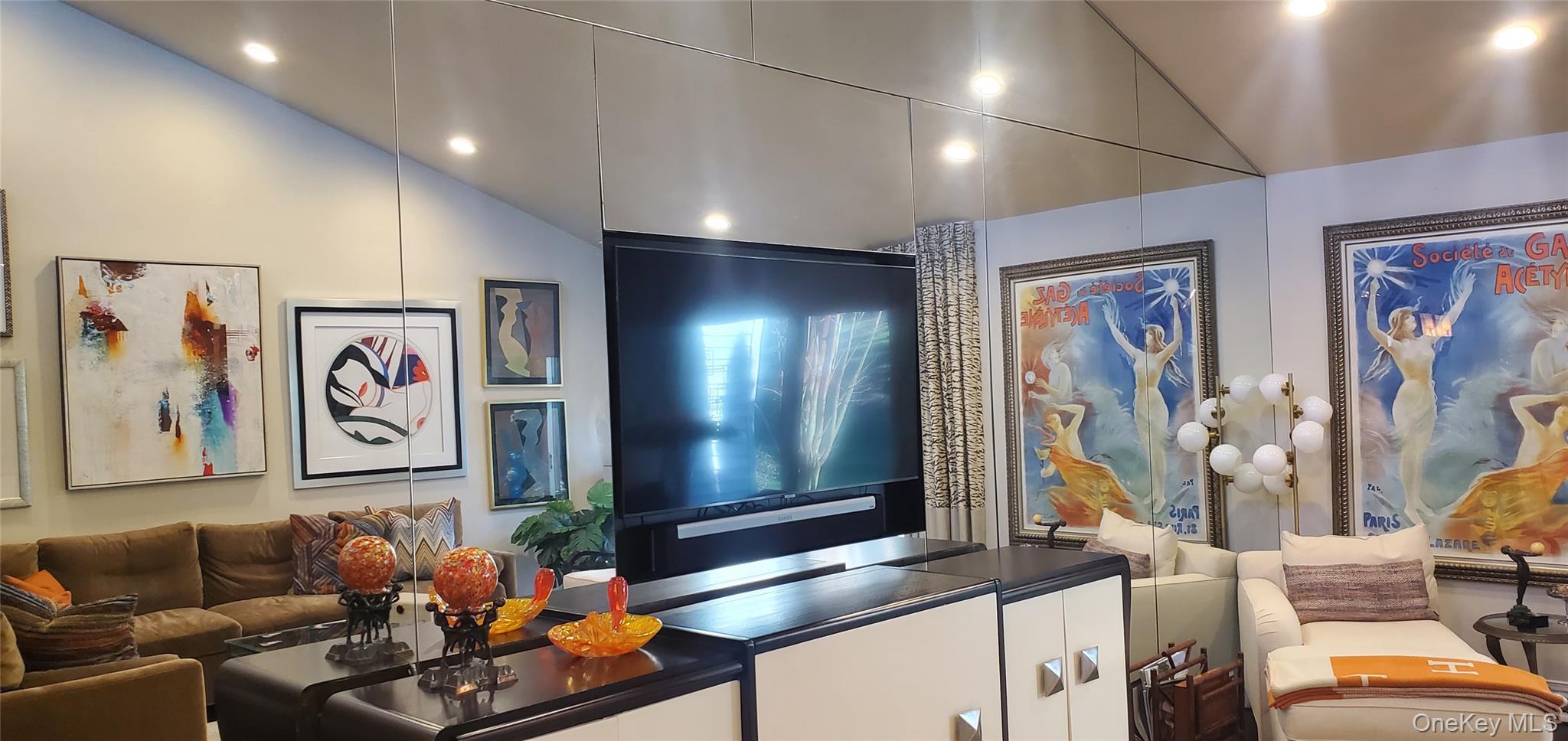 254 Estates Terrace, Manhasset, NY 11030