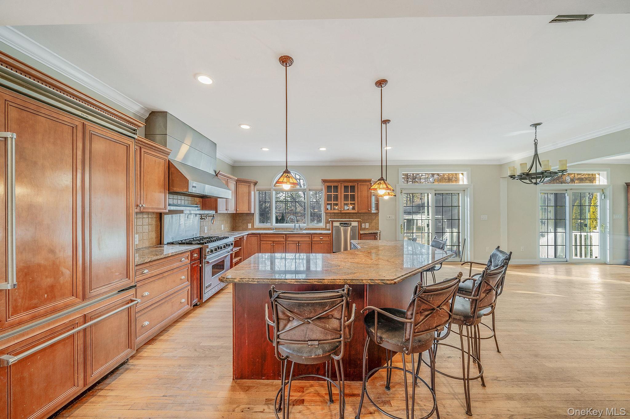 44 E Margin Road, Ridge, NY 11961