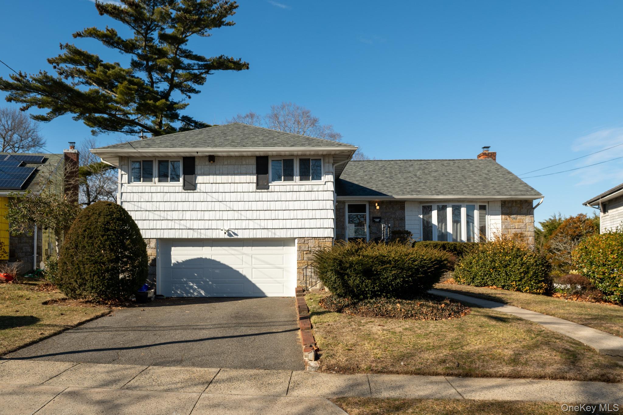 21 Norton Drive, Roosevelt, NY 11575