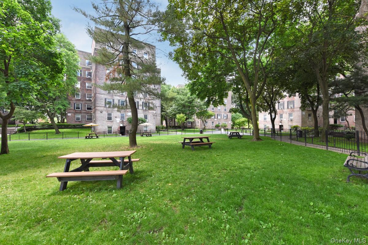 55-23 31st Avenue # 4G, Woodside, NY 11377