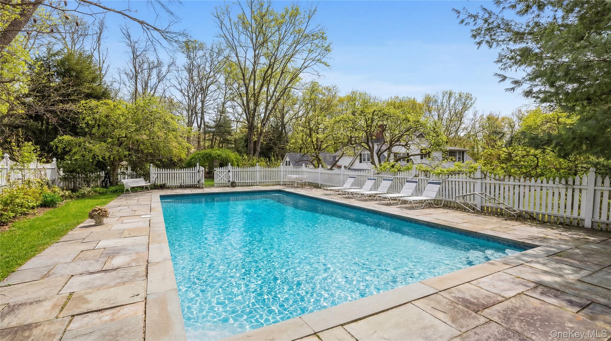 8 Nancys Lane, Pound Ridge, NY 10576