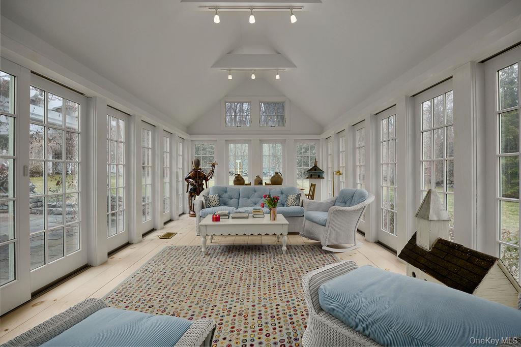 8 Nancys Lane, Pound Ridge, NY 10576