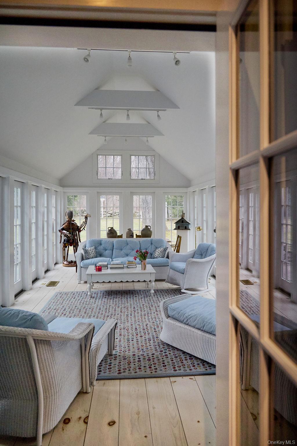 8 Nancys Lane, Pound Ridge, NY 10576