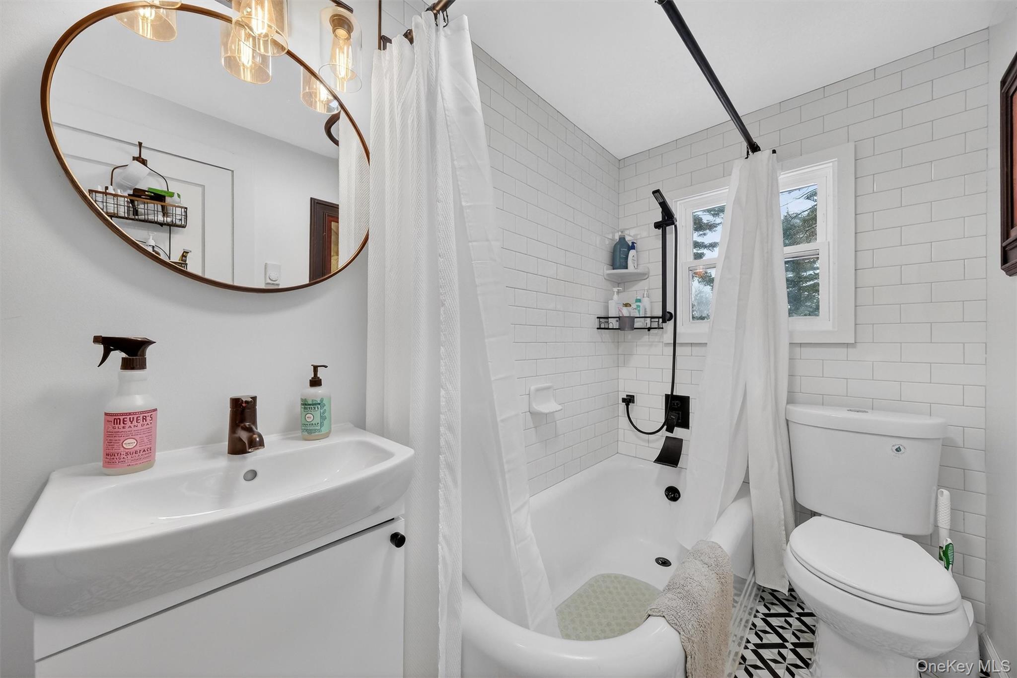 36 Vassar View Road, Poughkeepsie, NY 12603