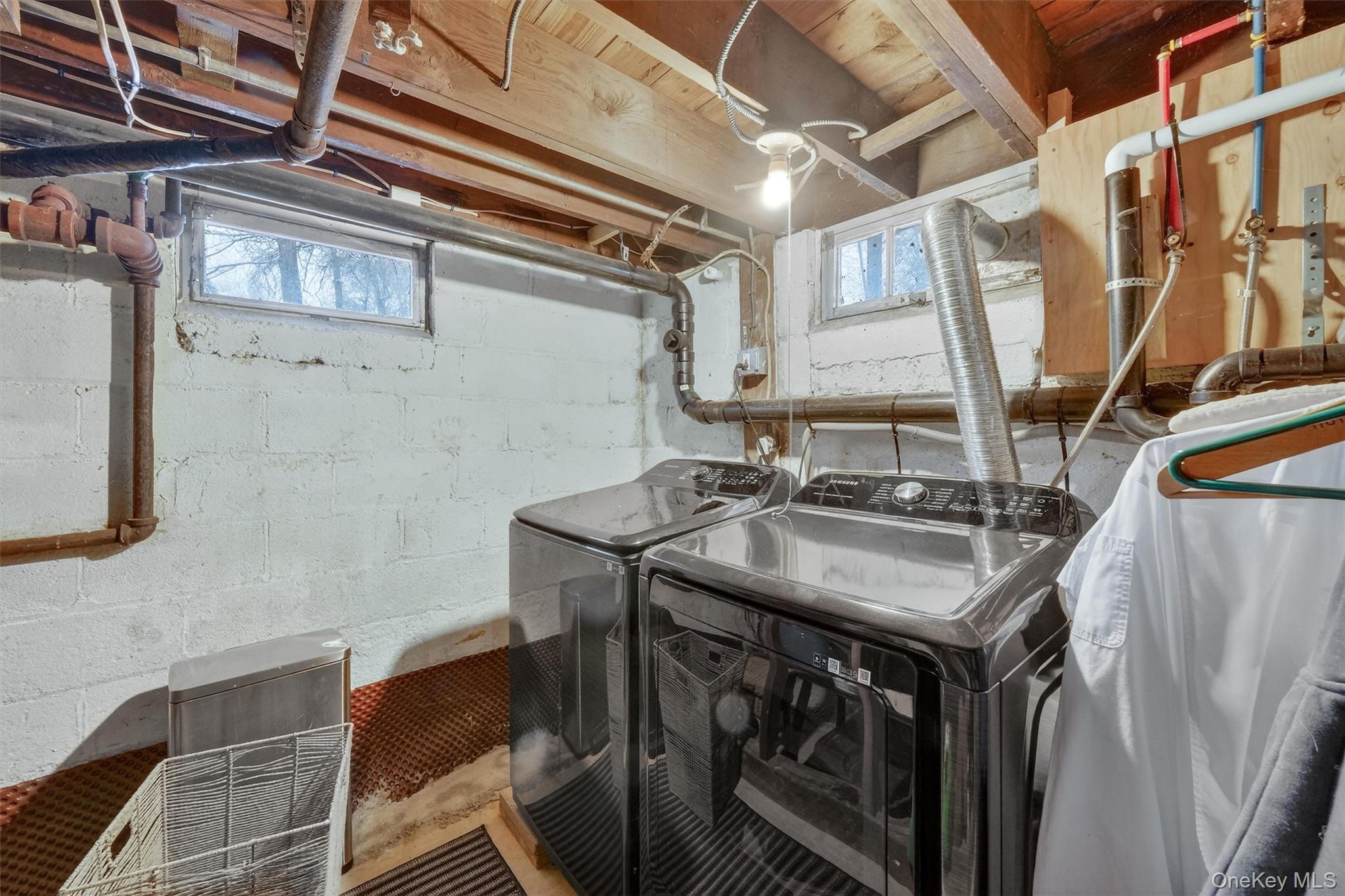 36 Vassar View Road, Poughkeepsie, NY 12603