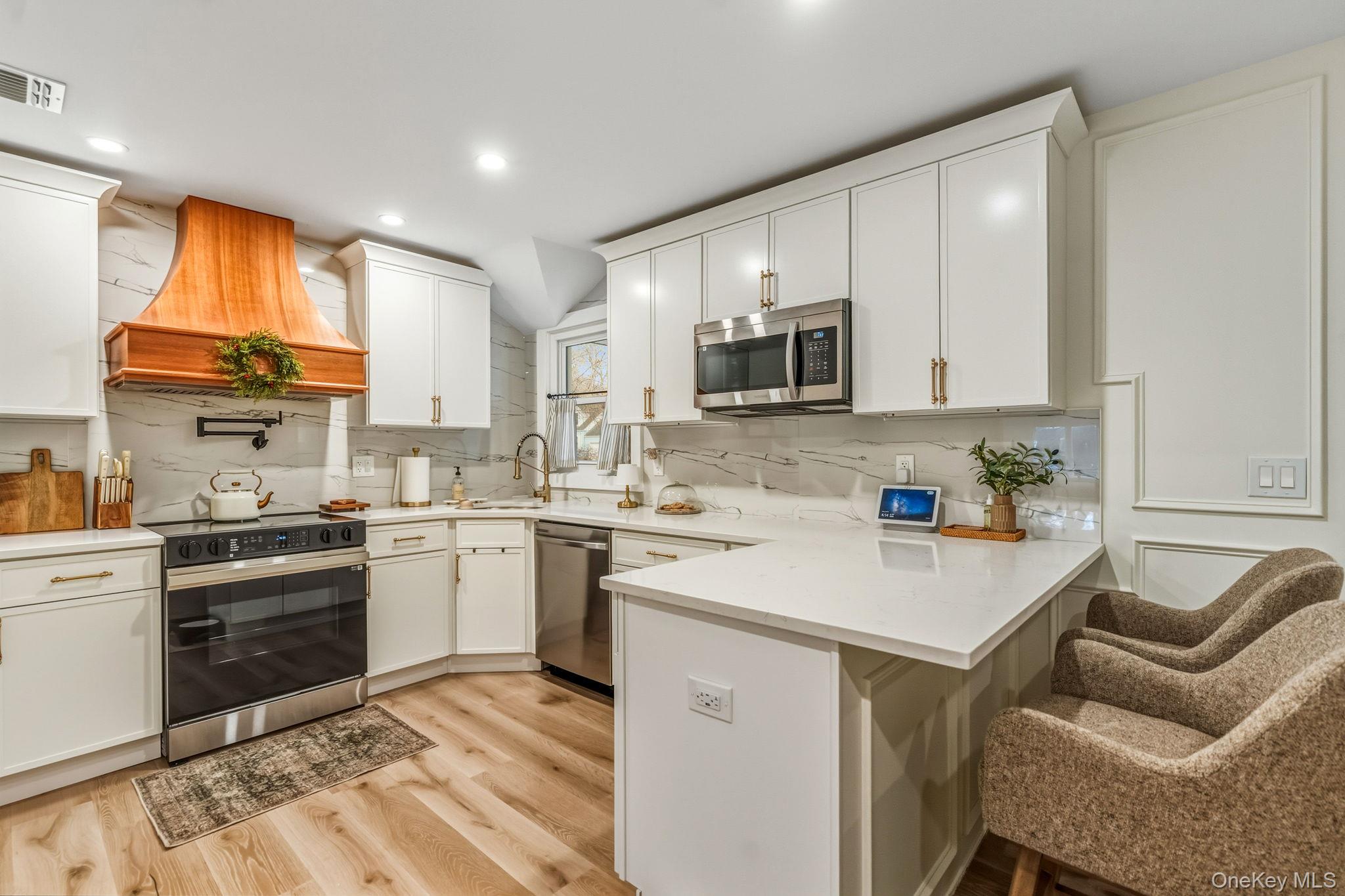 118 Ketcham Avenue, Patchogue, NY 11772