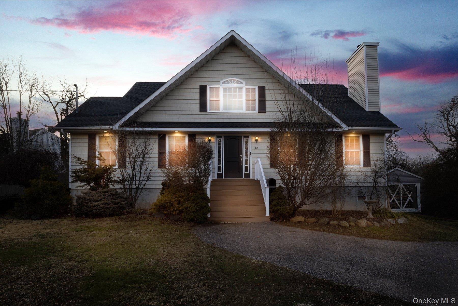 12 Summit Street, East Patchogue, NY 11772