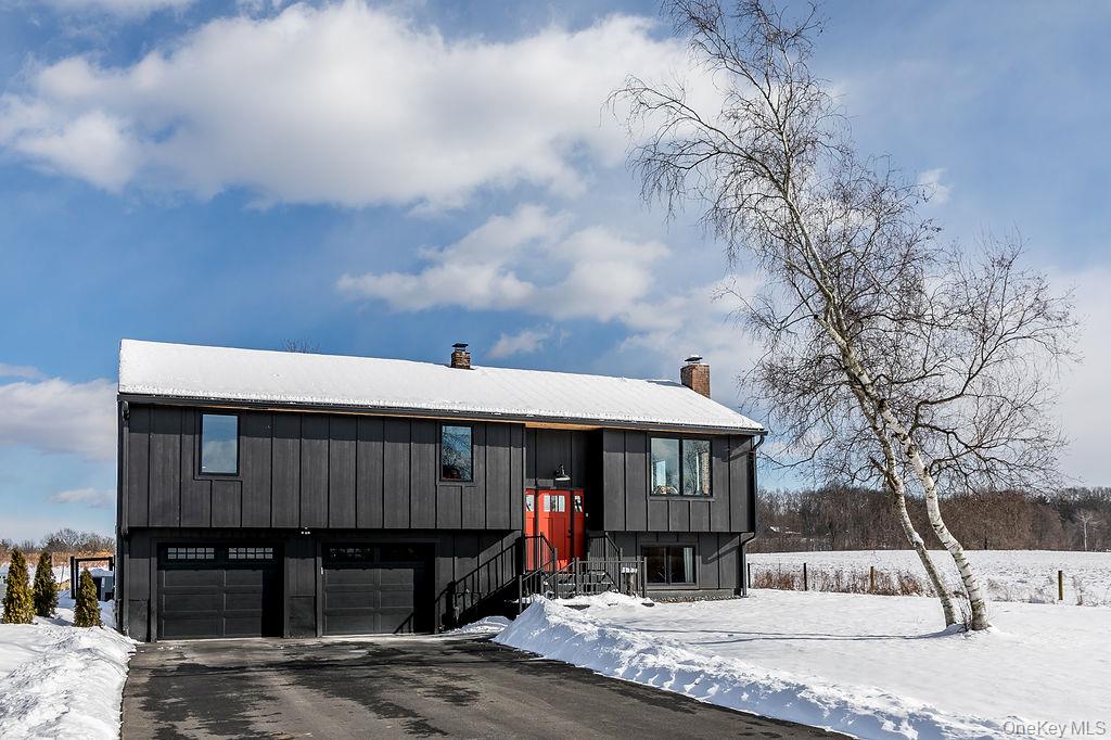 29 Rest Plaus Road, Stone Ridge, NY 12484