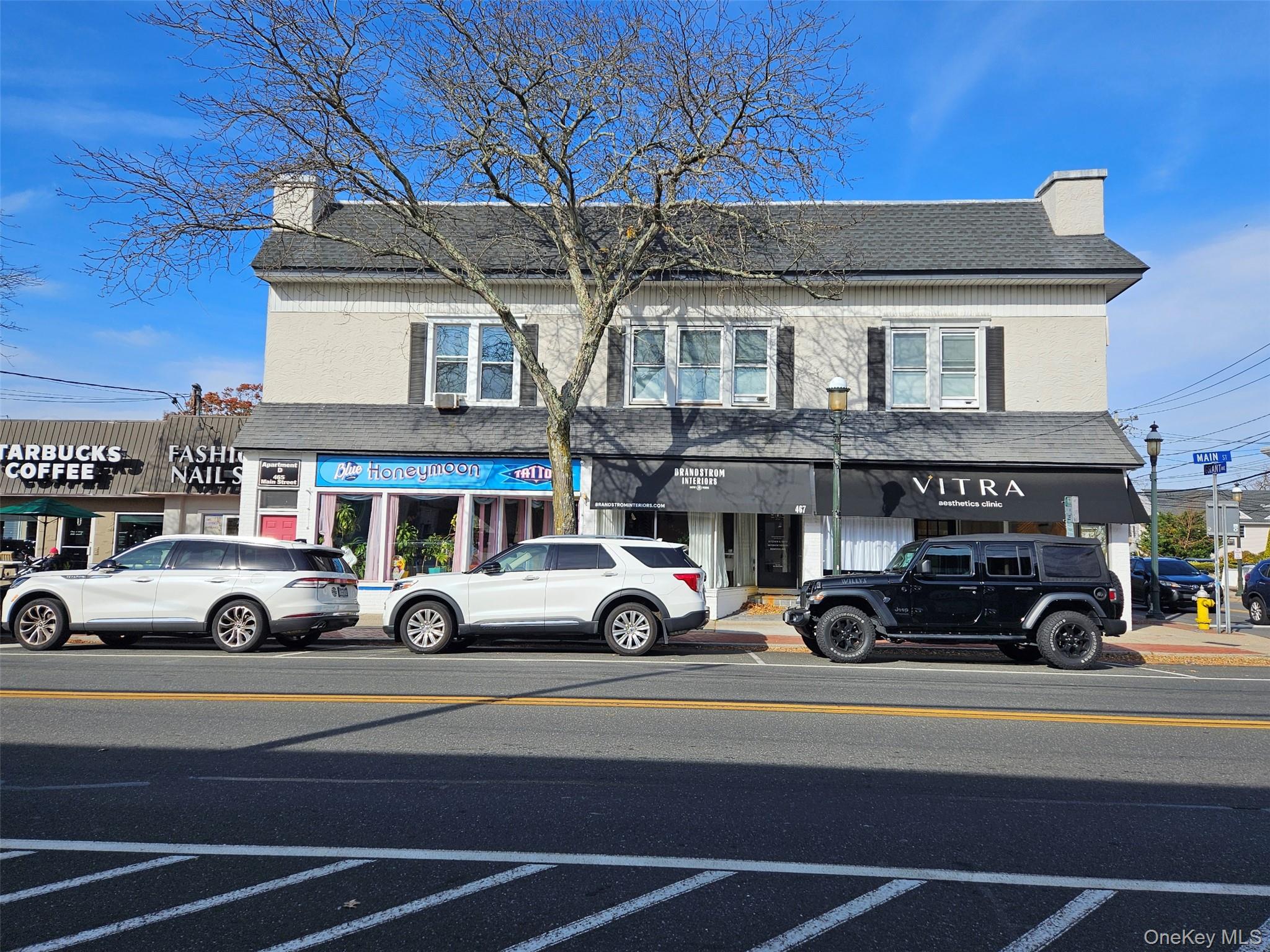 463-465 Main St # C, Islip, NY 11751