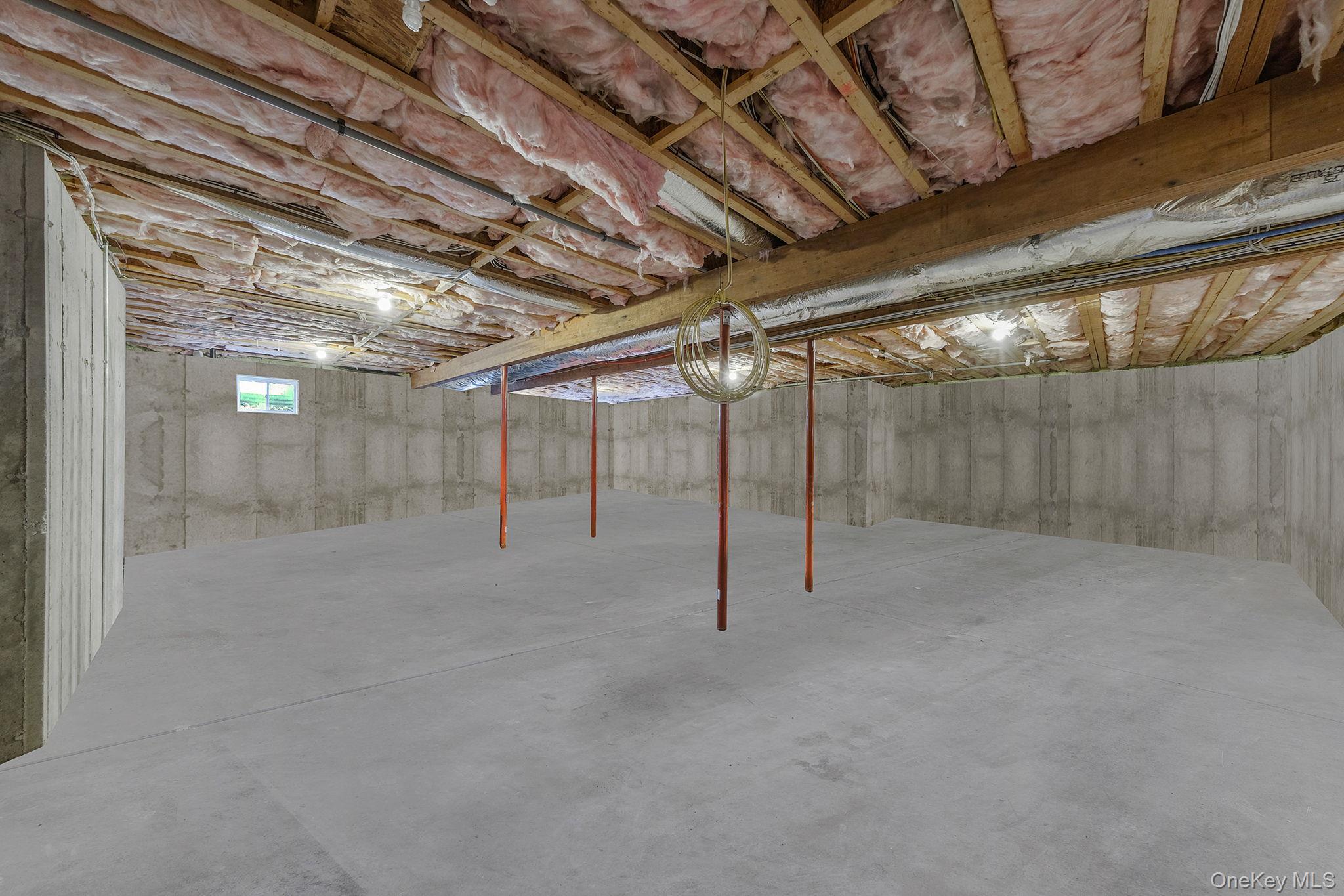 30 Hampton Drive, Center Moriches, NY 11934