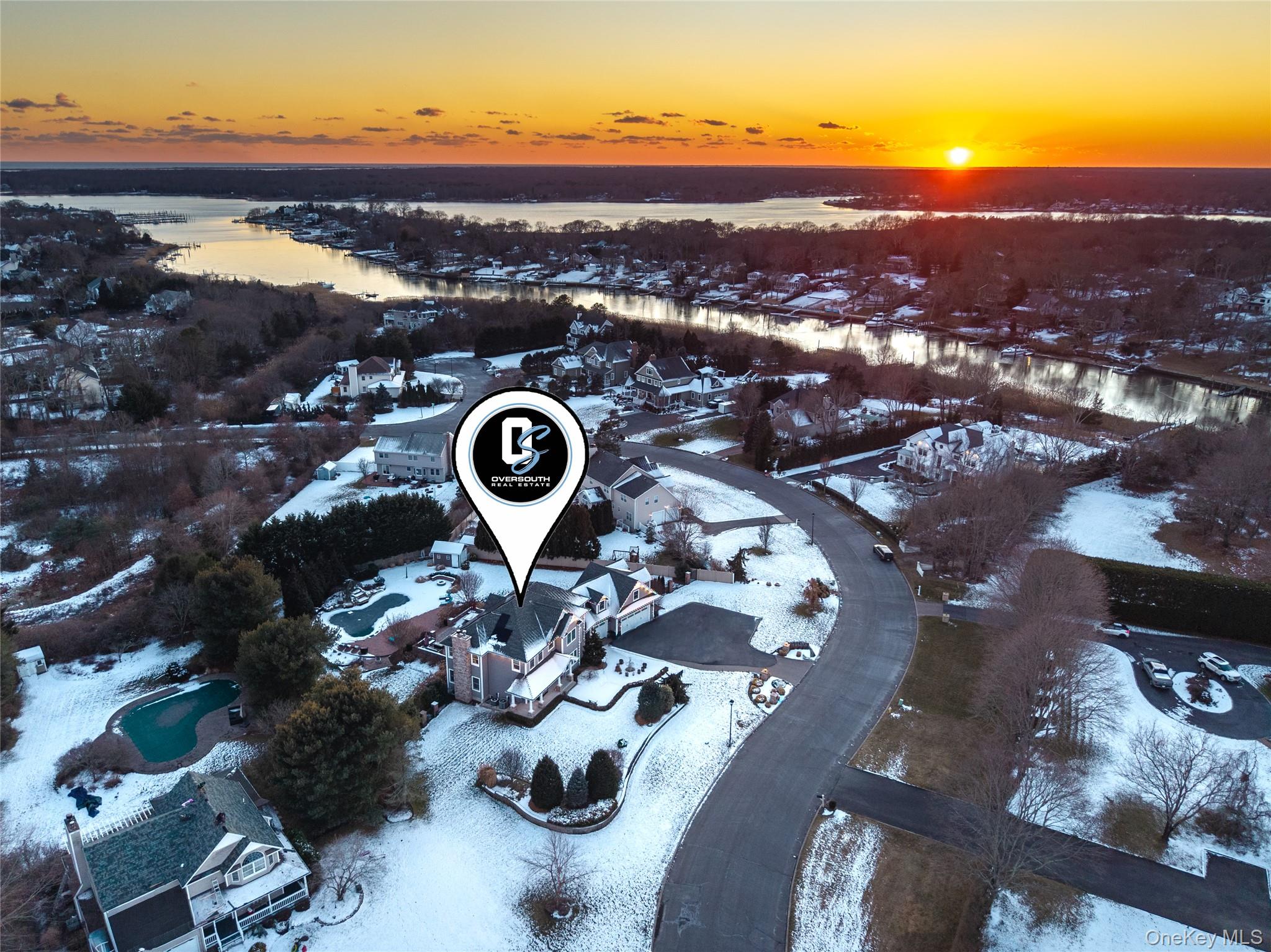 30 Hampton Drive, Center Moriches, NY 11934