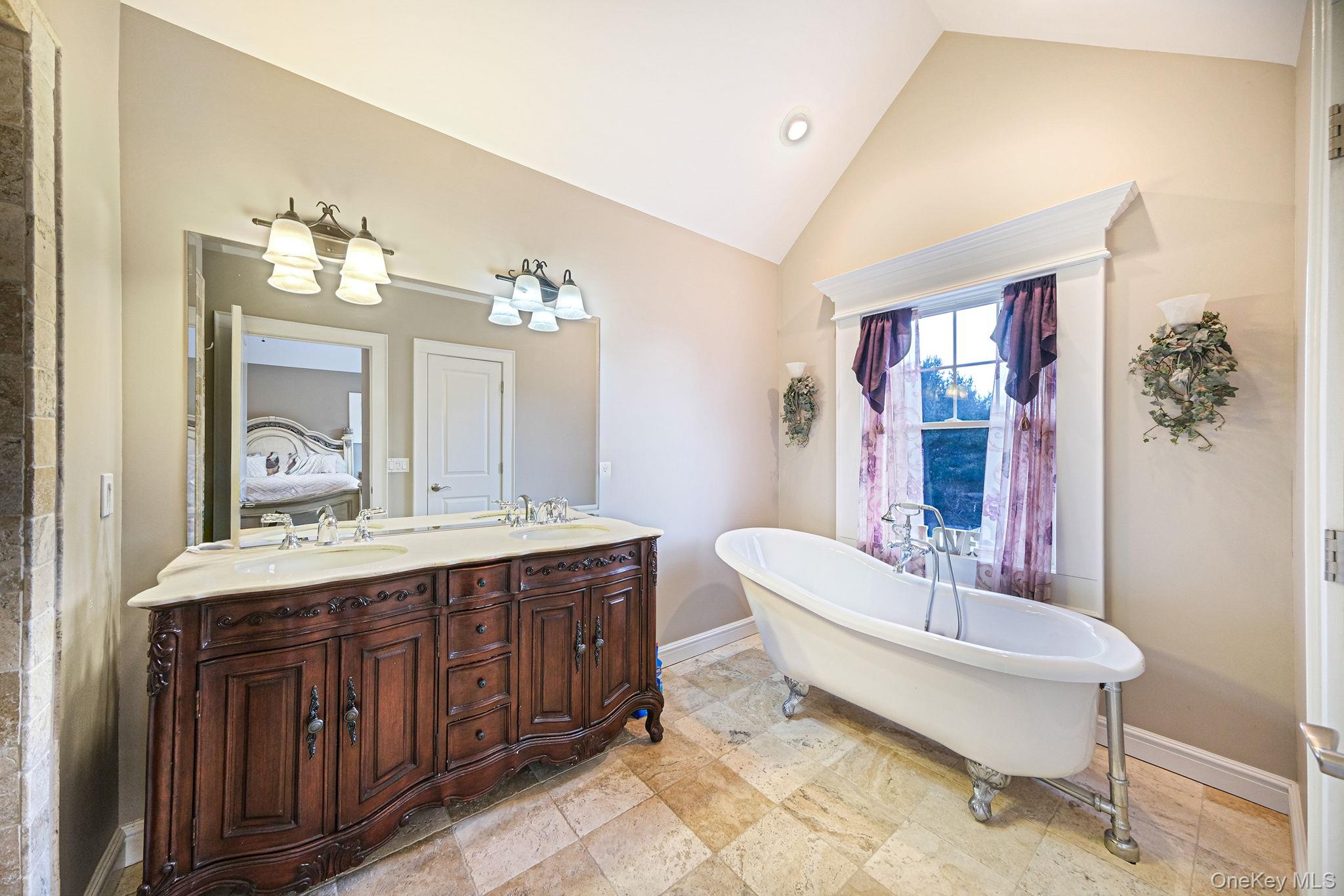 30 Hampton Drive, Center Moriches, NY 11934