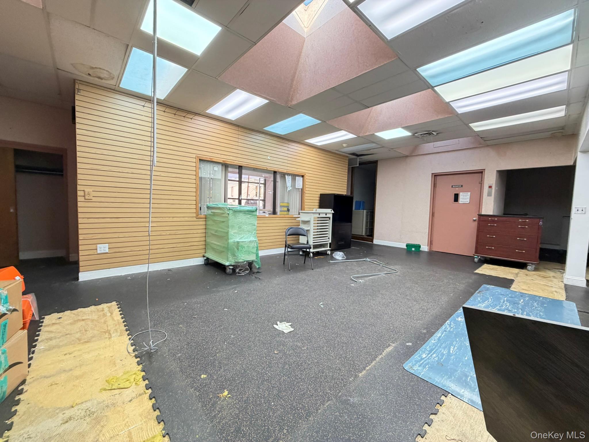 86 Front Street, Hempstead, NY 11550