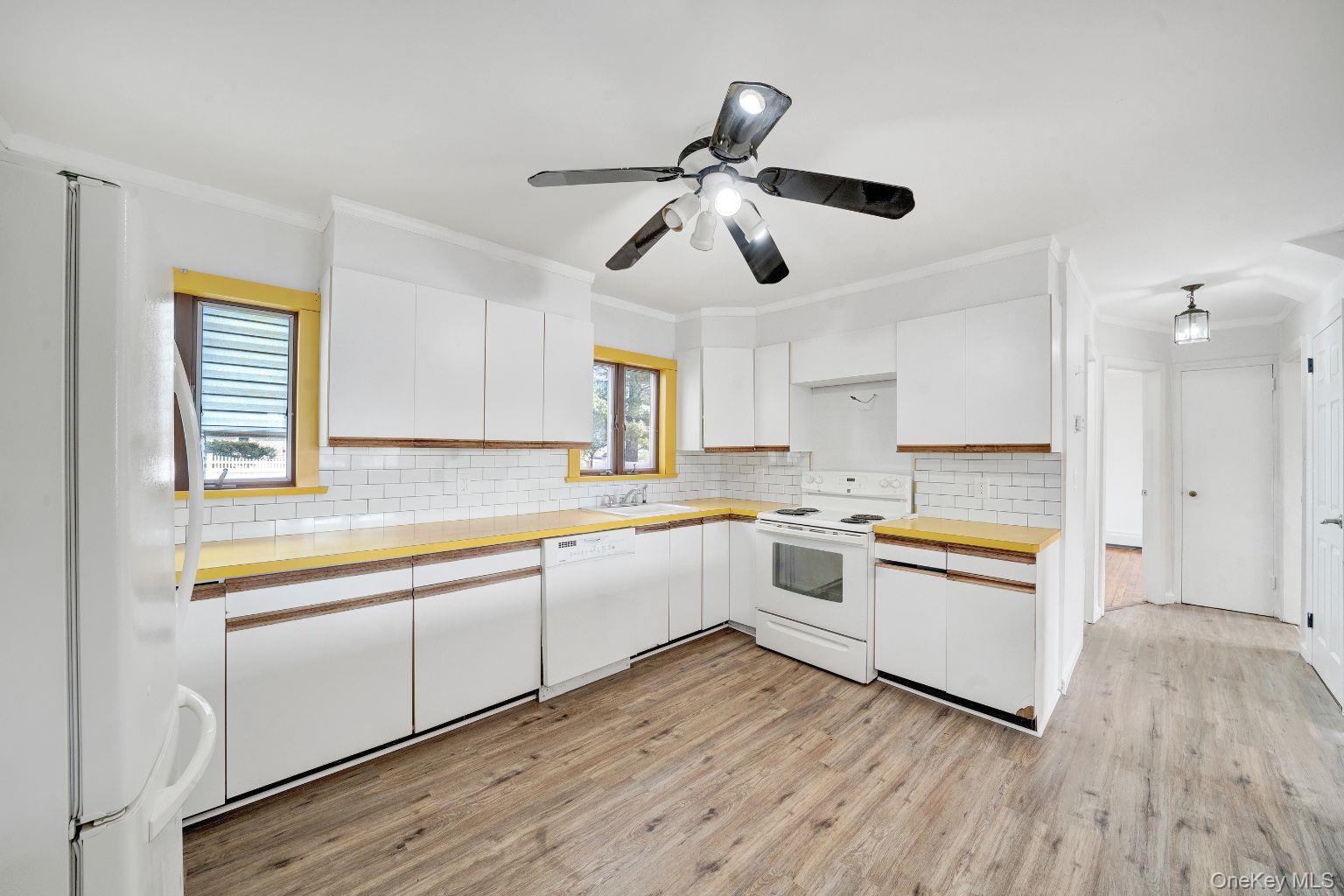 450 Rhodes Lane, West Hempstead, NY 11552