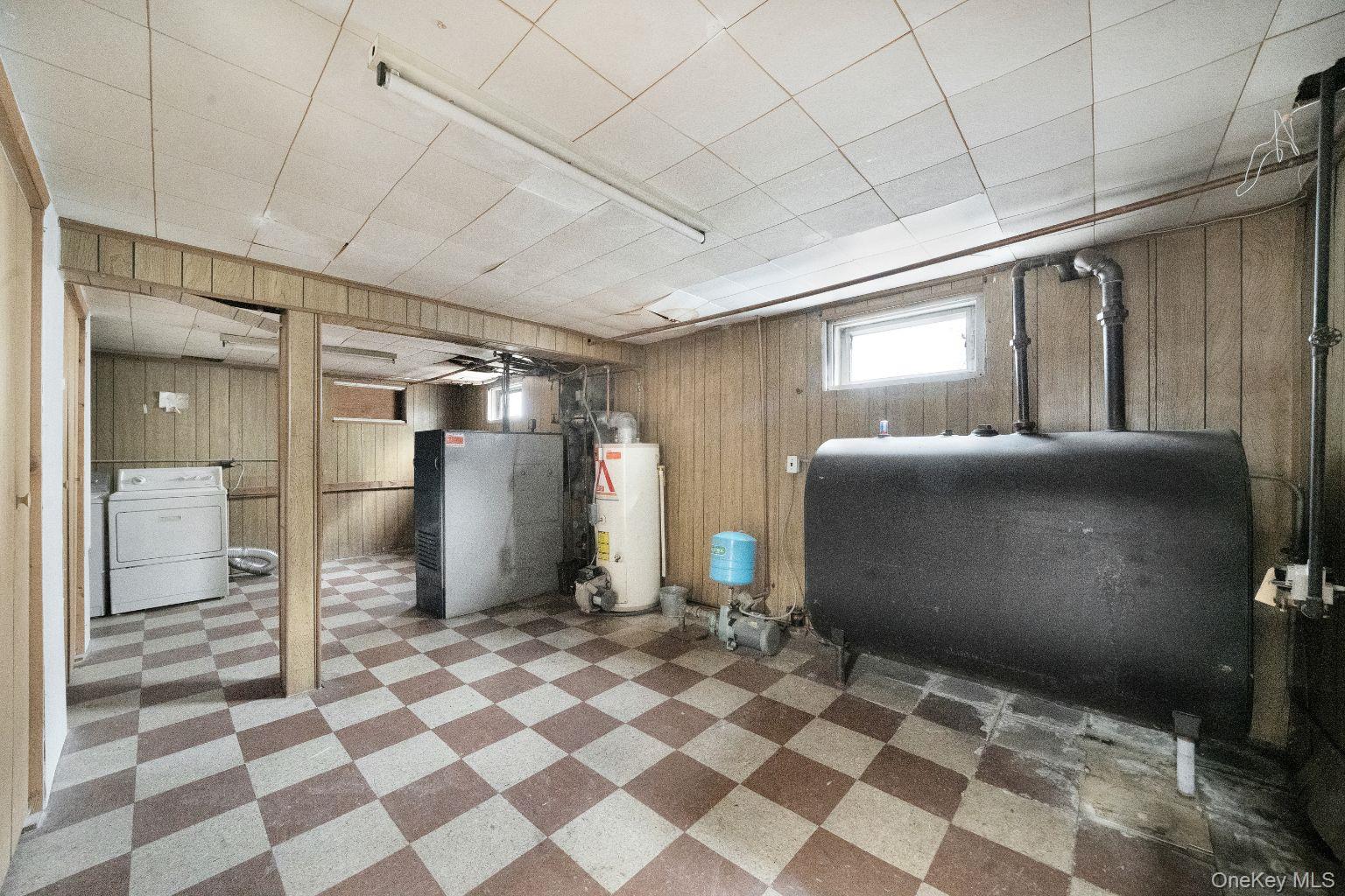 450 Rhodes Lane, West Hempstead, NY 11552