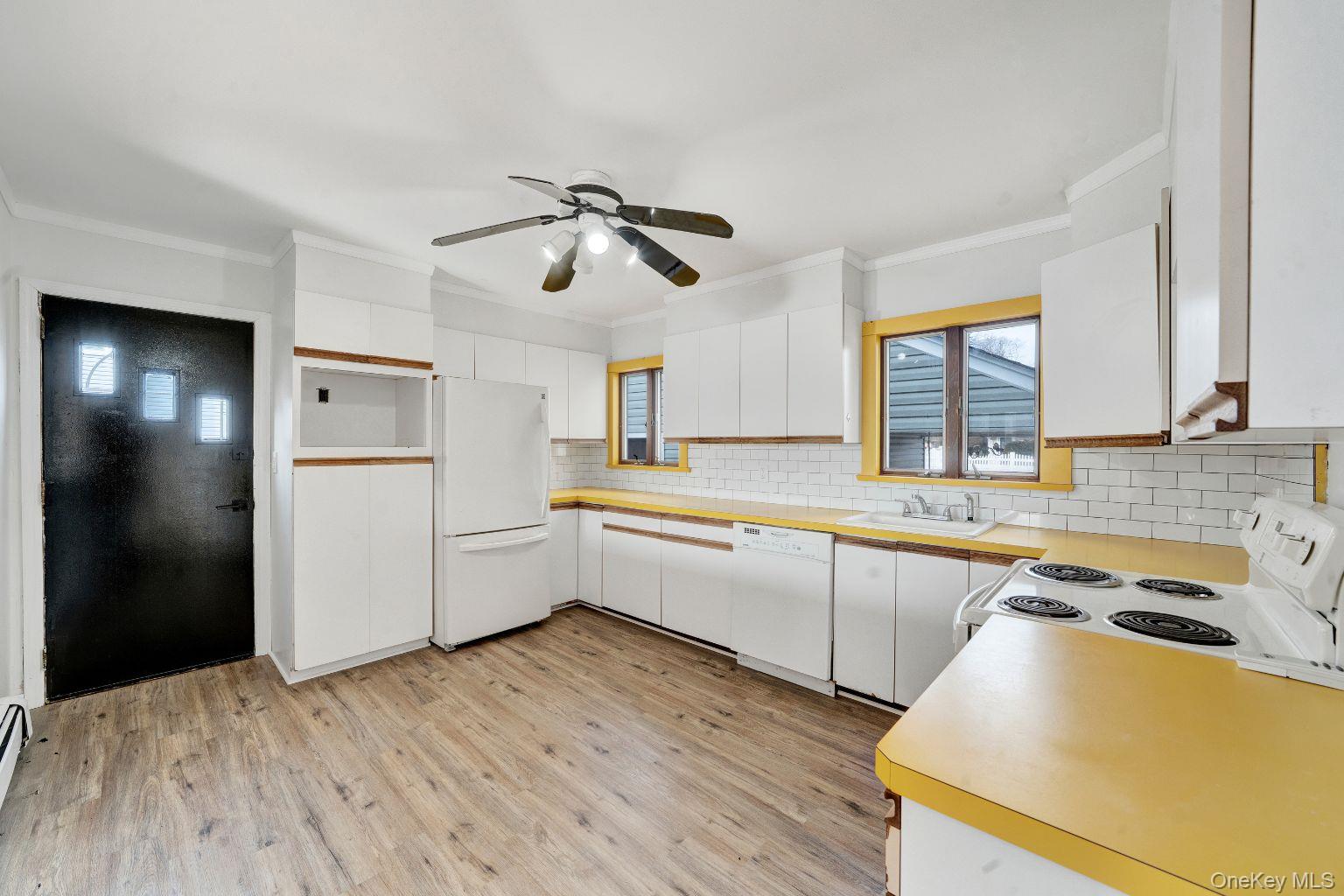 450 Rhodes Lane, West Hempstead, NY 11552