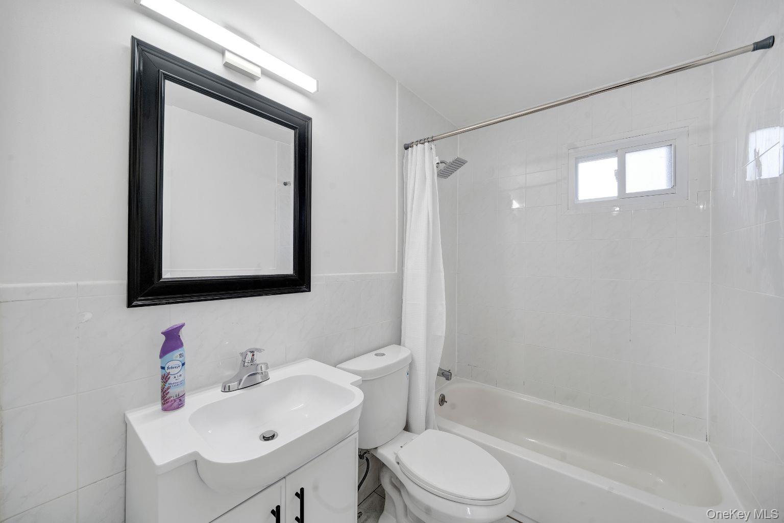 450 Rhodes Lane, West Hempstead, NY 11552