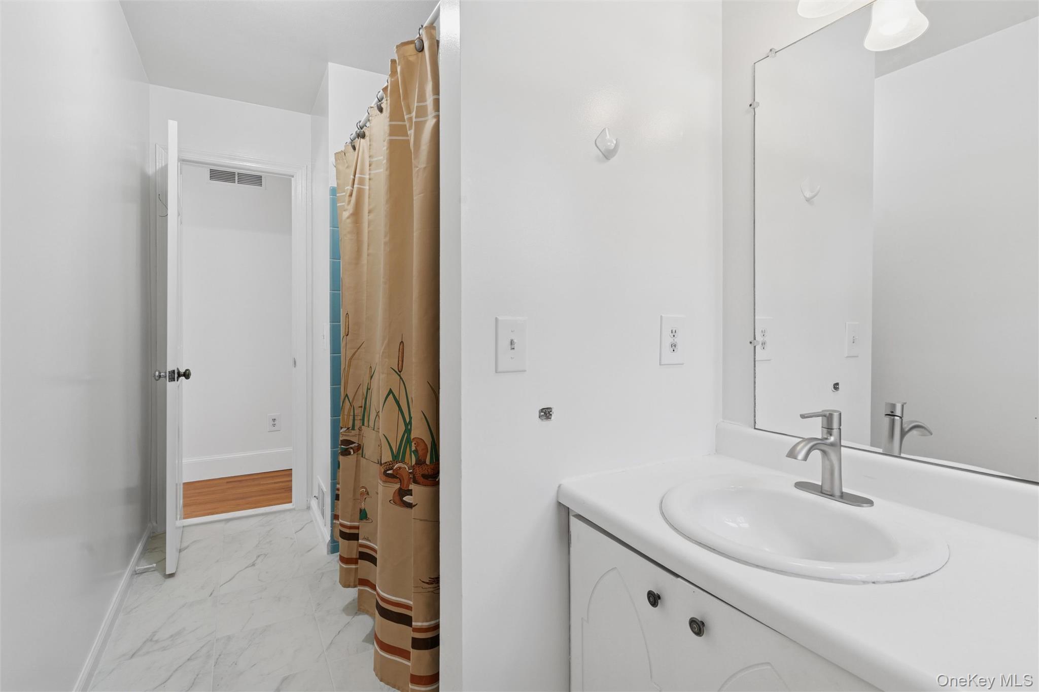 350 Soundview Road, Orient, NY 11957