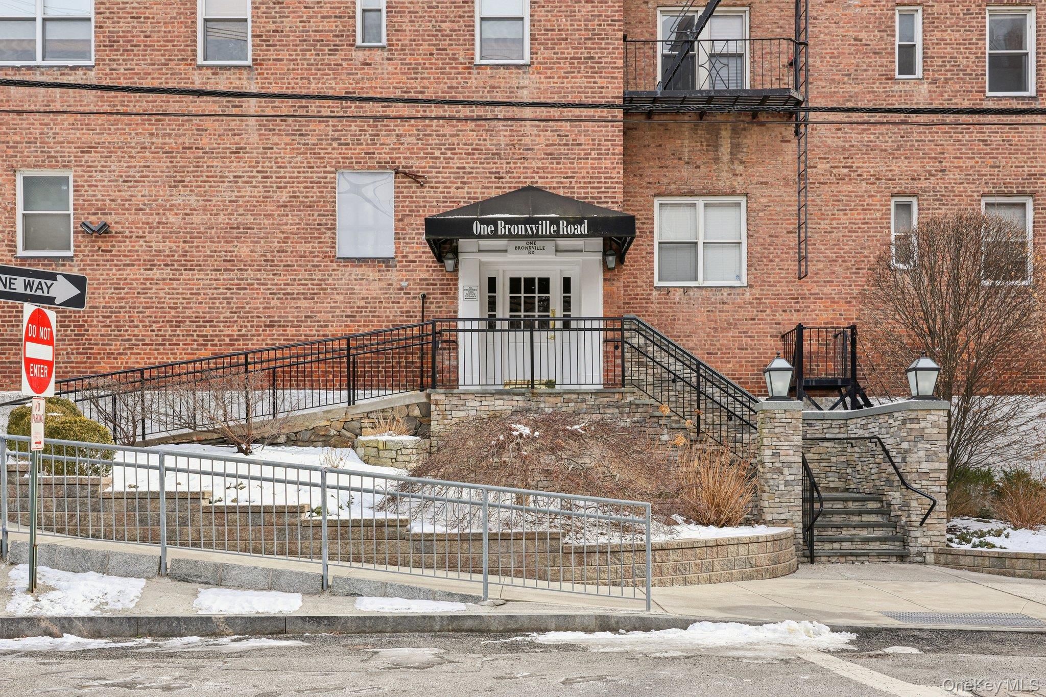 1 Bronxville Road # 3S, Bronxville, NY 10708