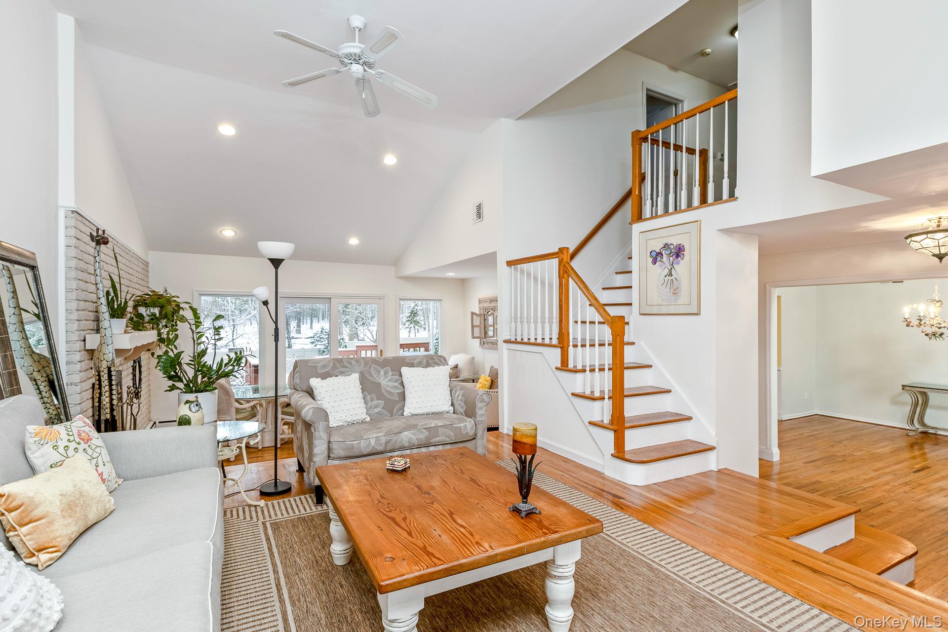 25 Sheryl Crescent, Smithtown, NY 11787