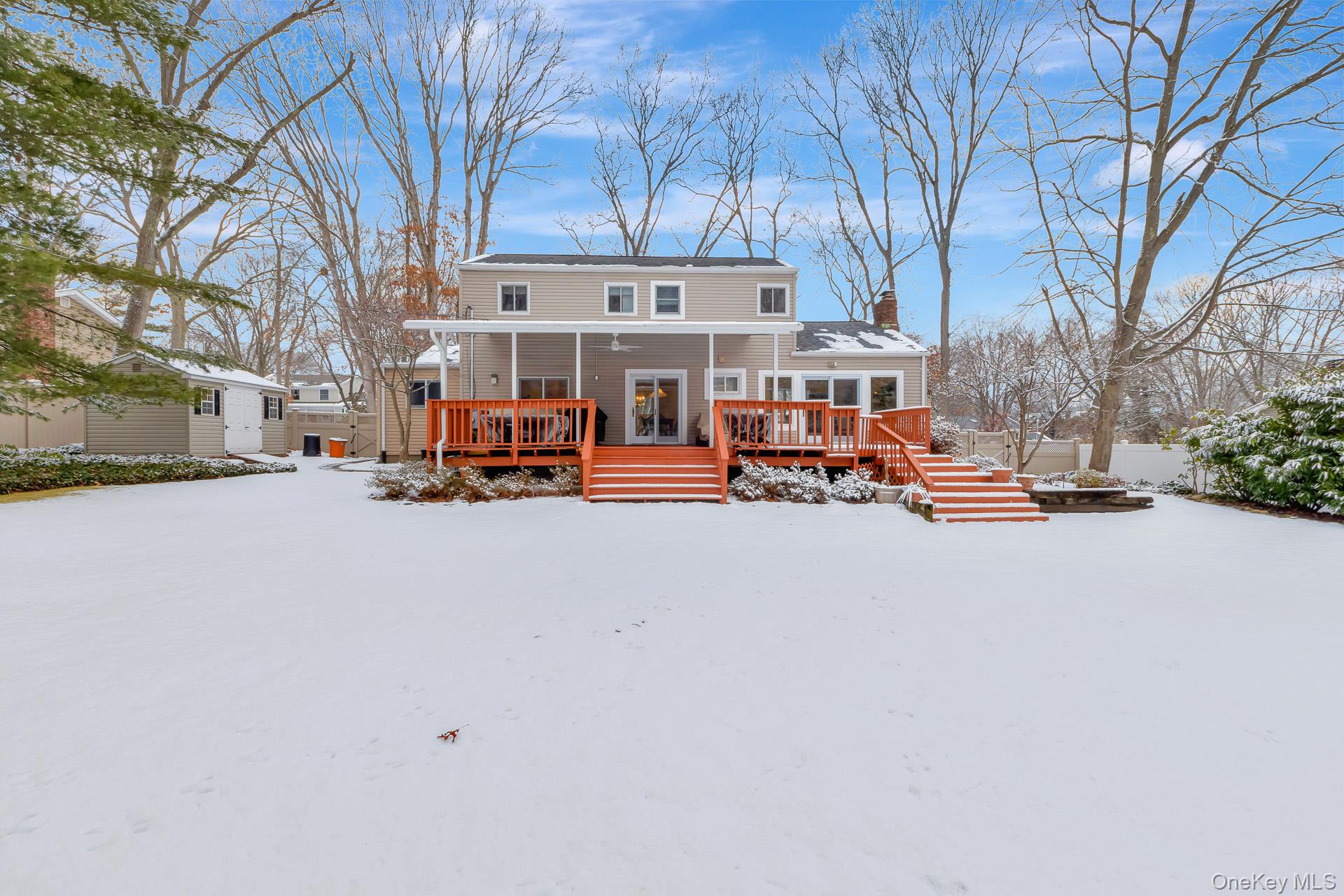 25 Sheryl Crescent, Smithtown, NY 11787