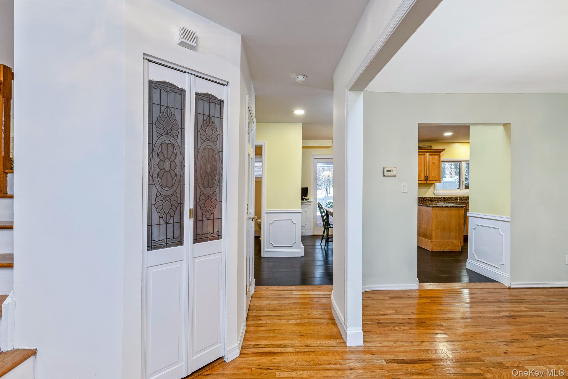 25 Sheryl Crescent, Smithtown, NY 11787