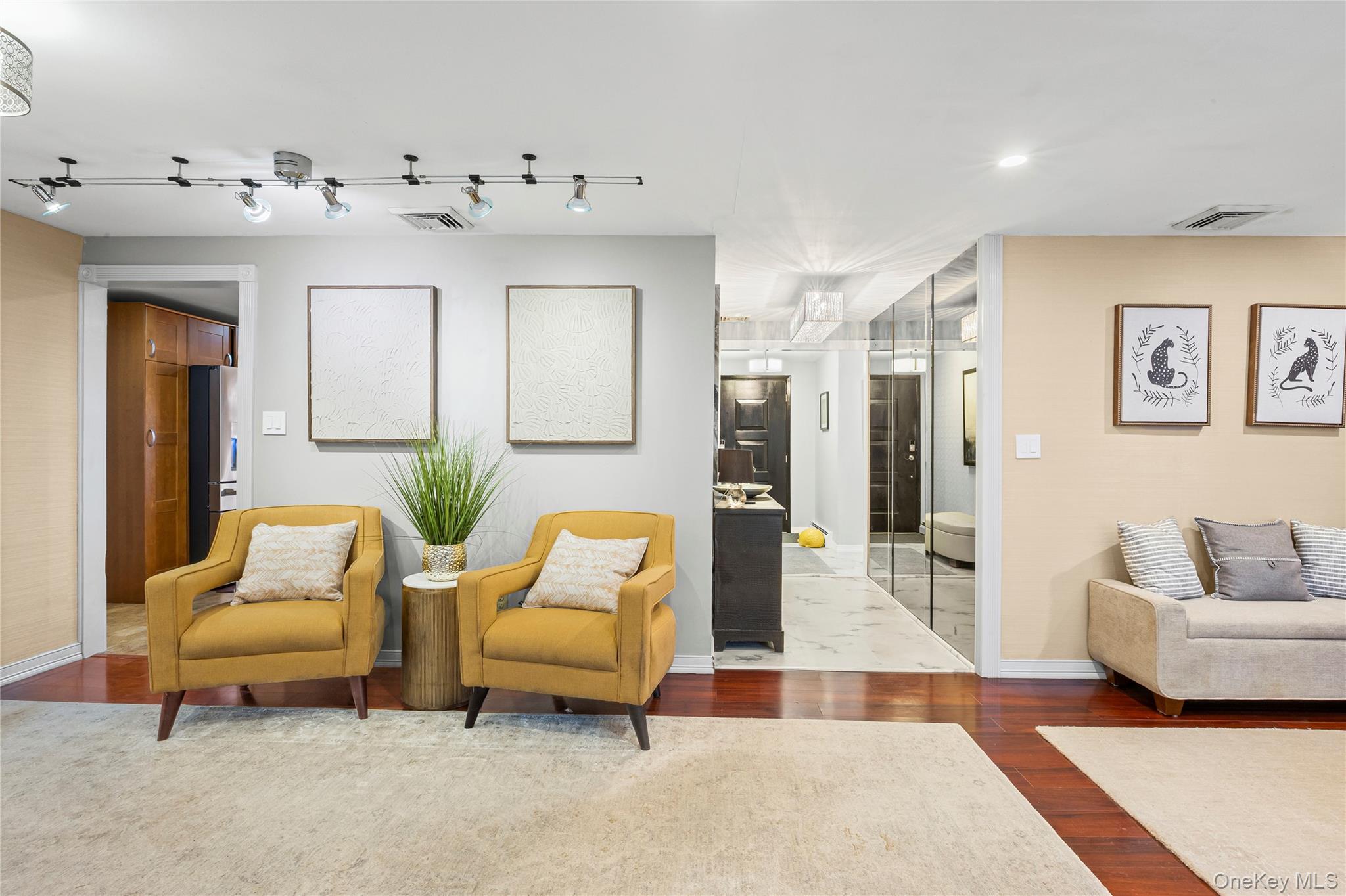 23 King Street, Port Jefferson, NY 11776