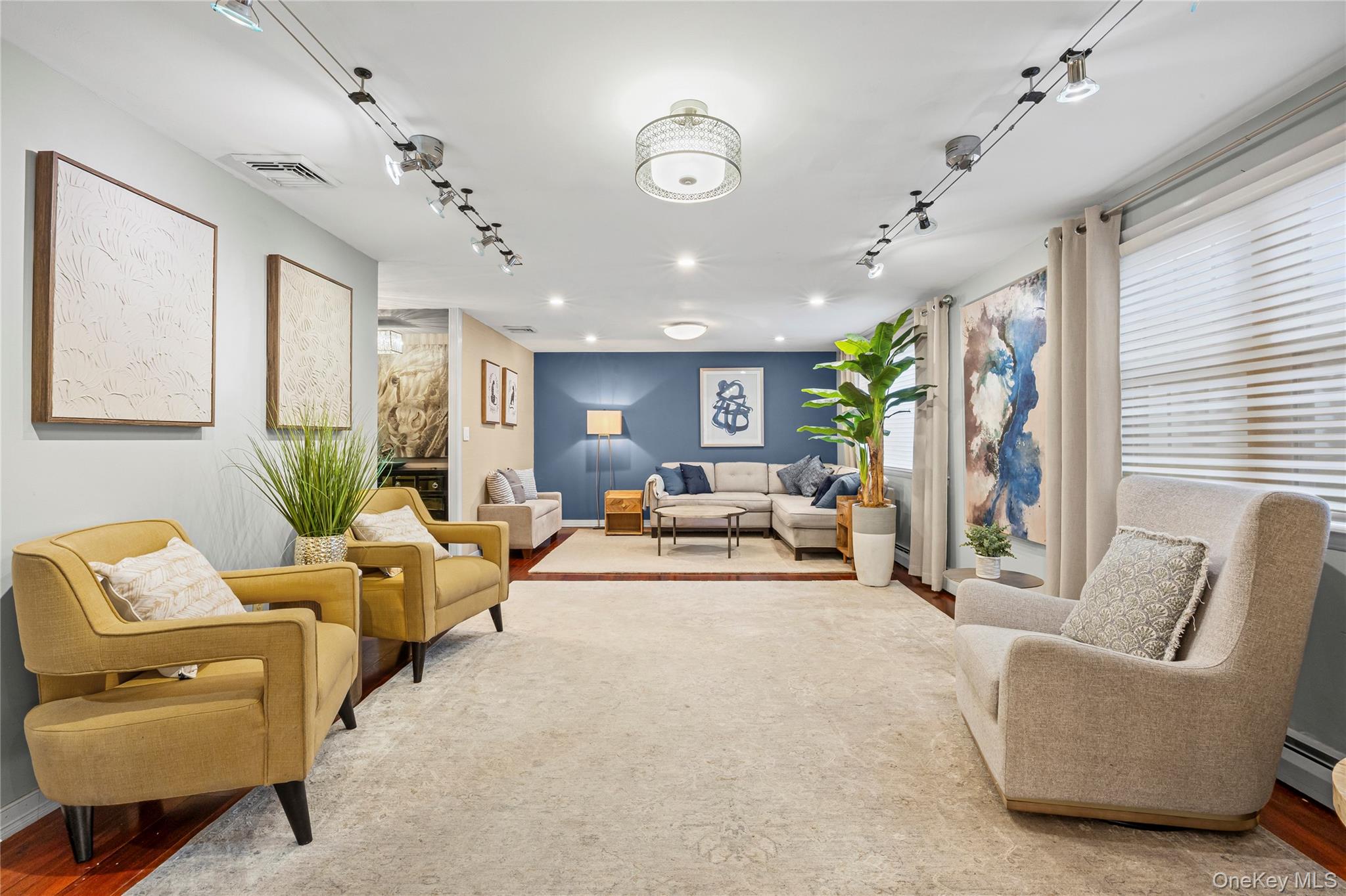 23 King Street, Port Jefferson, NY 11776