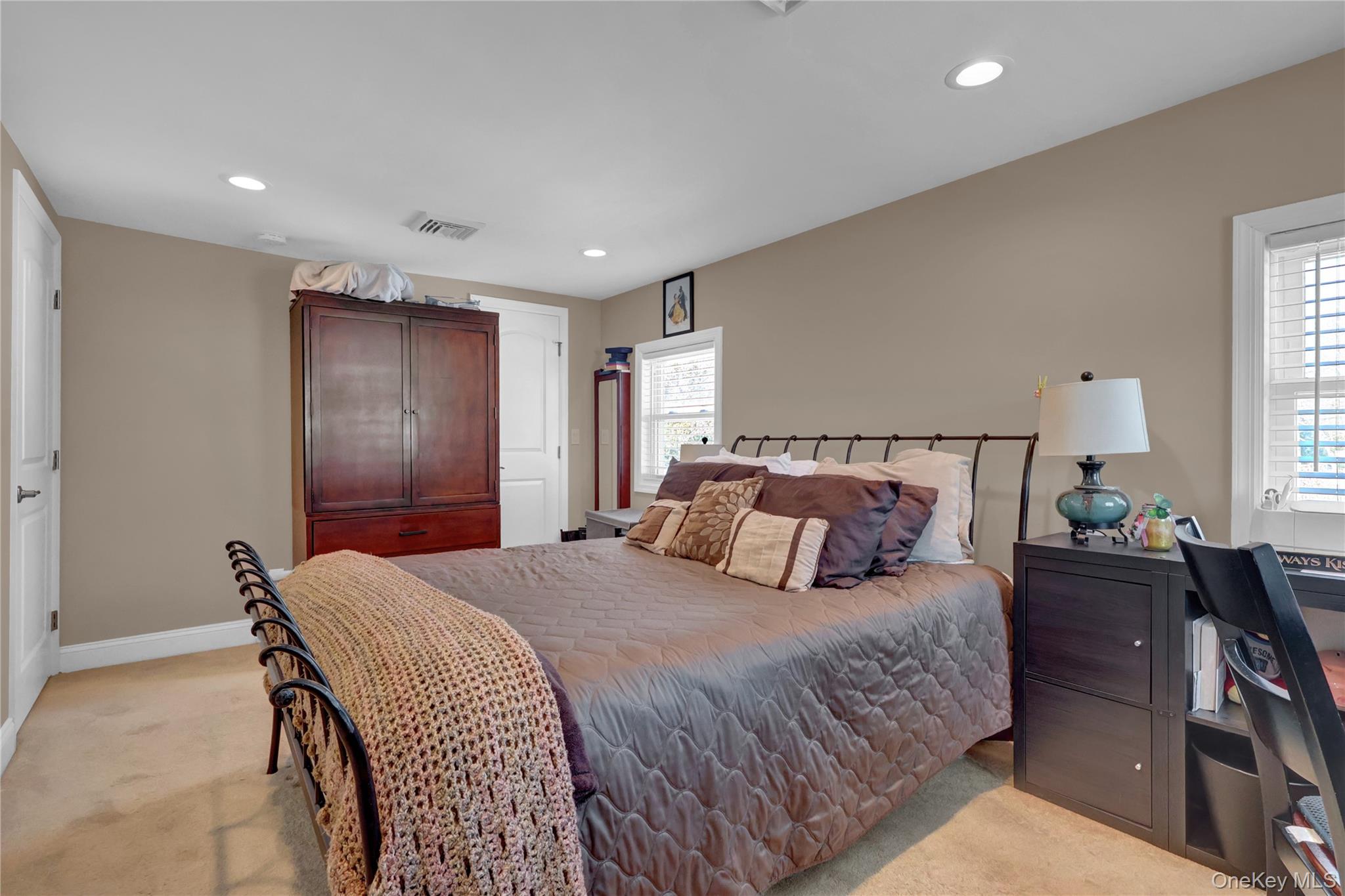 522 Browns Road, Nesconset, NY 11767