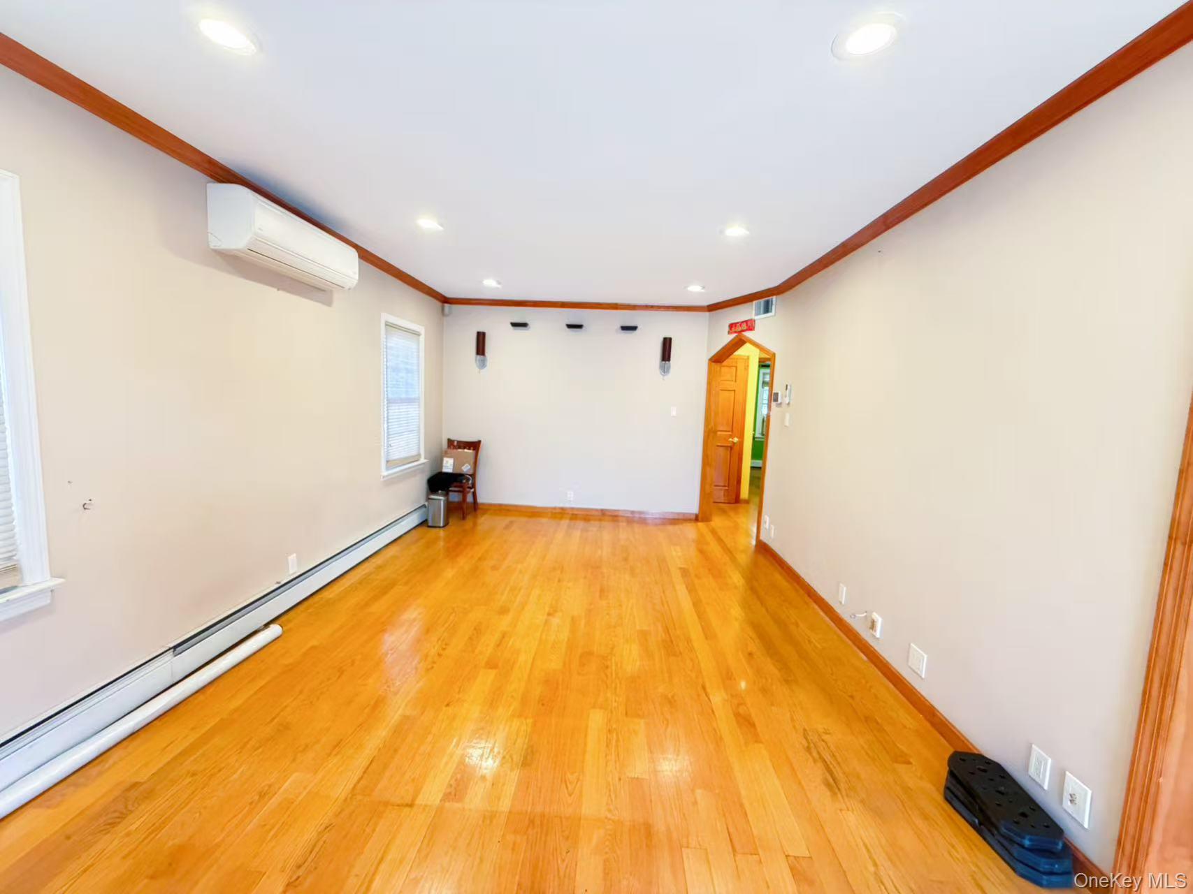 58-27 197th Street, Fresh Meadows, NY 11365