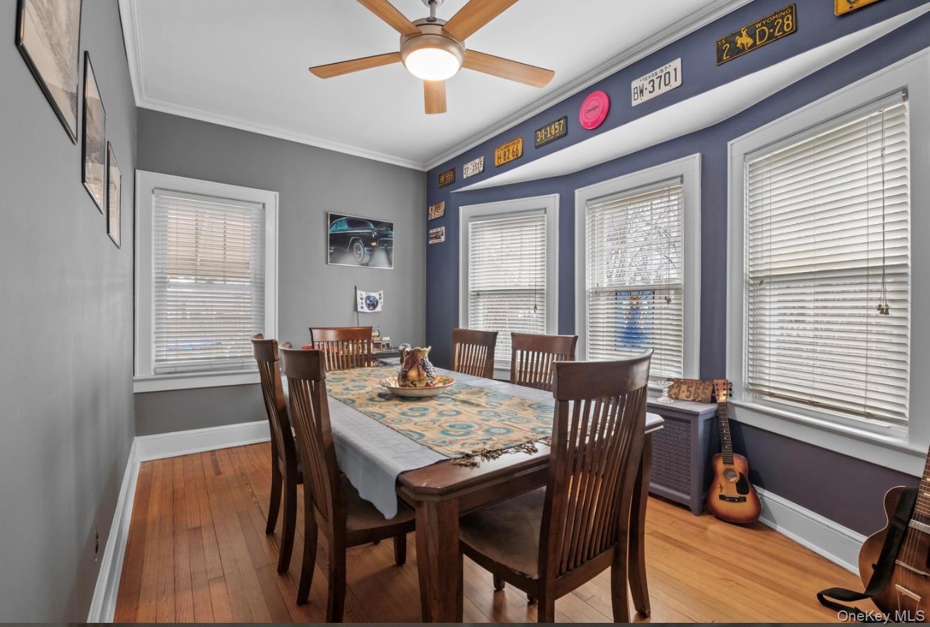 5 Cedar Avenue, Farmingdale, NY 11735