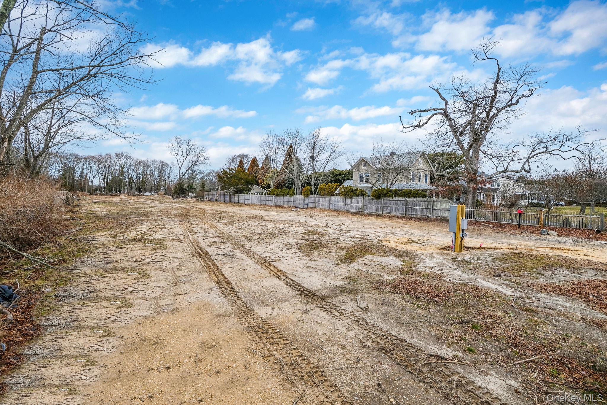 92 Oakwood Avenue, Bayport, NY 11705