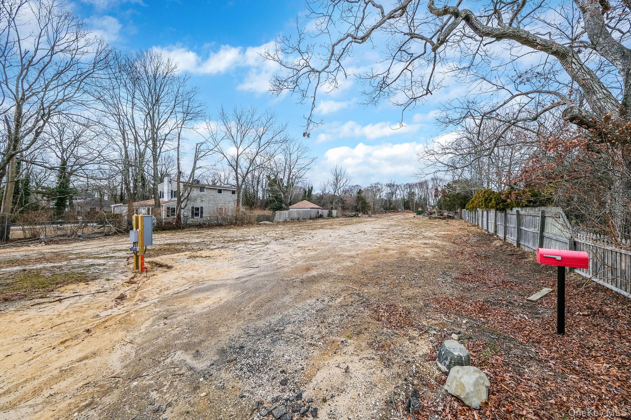 92 Oakwood Avenue, Bayport, NY 11705