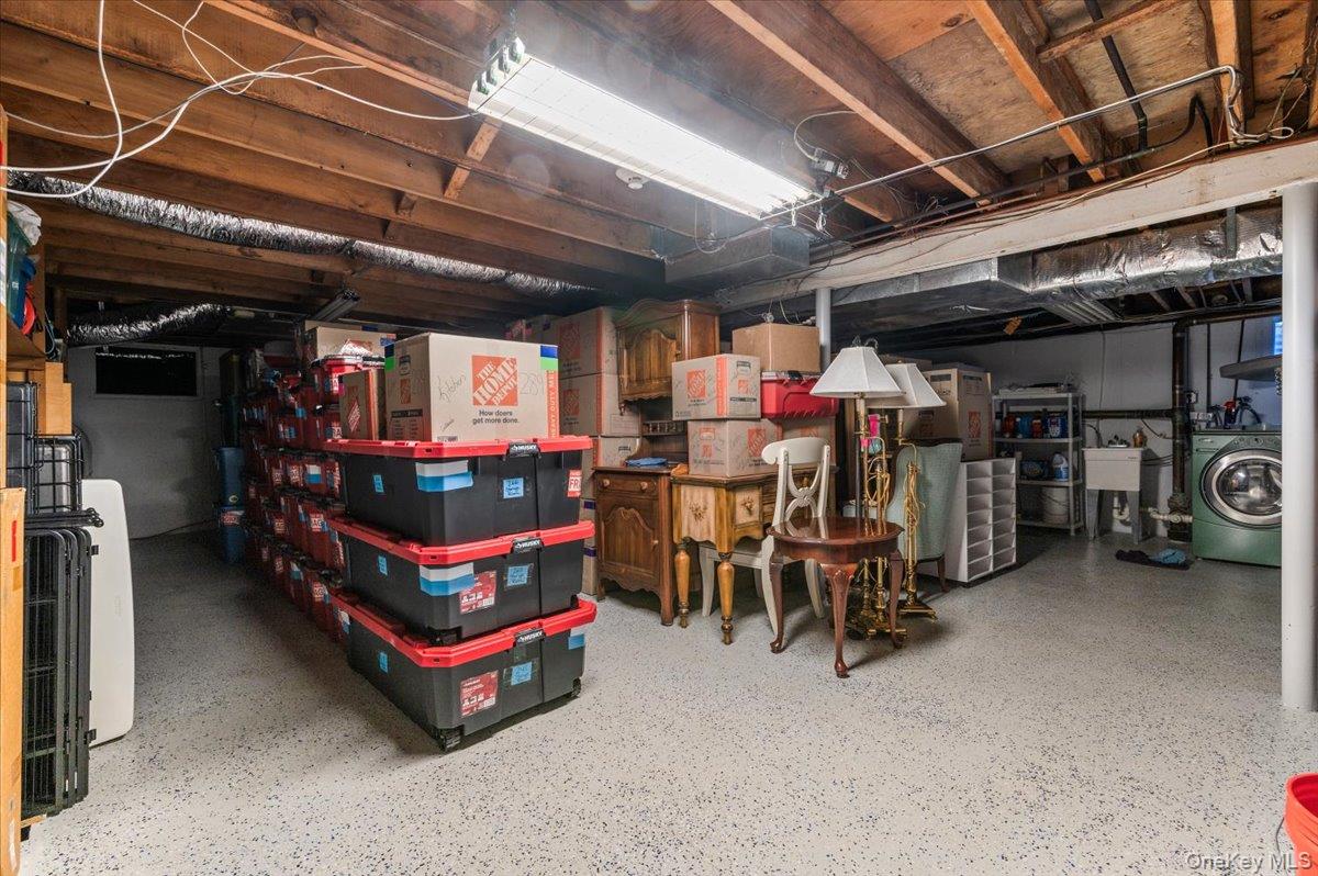 306 Southdown Road, Lloyd Harbor, NY 11743