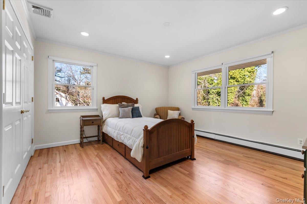 306 Southdown Road, Lloyd Harbor, NY 11743