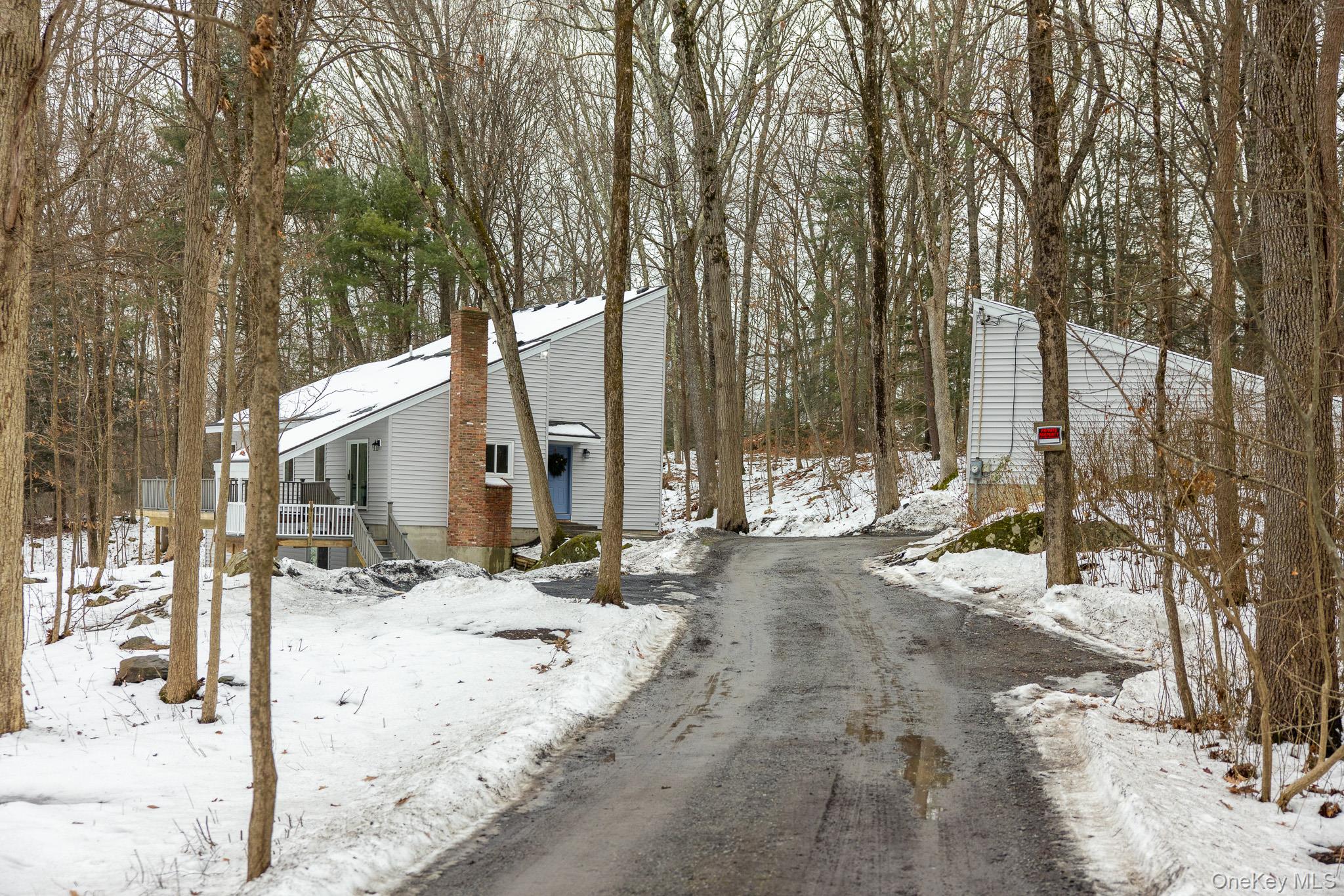 3 High Wood Road, Staatsburg, NY 12580